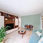 Nestor&Jeeves - Victoria - Delux Apartment City Center