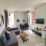 Port, French Riviera Apartment *