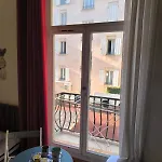 Lovely Air Conditonned Center Apartment *