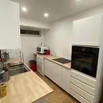 Superbe appartement de 3p pieces dans residence avec piscine et climatisation