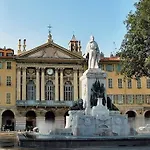 Charmant Petit 2 Pieces Dans La Vieille Ville