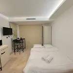 Apartment ⁂ Vieux-nice Climatise: Charme Commodites