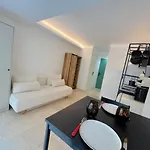 Apartment ⁂ Vieux-nice Climatise: Charme Commodites