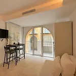 ⁂ Vieux-nice Climatise: Charme Commodites Apartment *