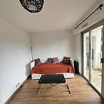 Studio Avec Piscine Au Coeur De Nice Ouest