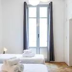 Apartment Grand Climatise Centre