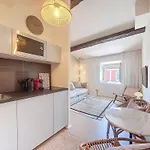 Nestor&Jeeves - Beige Riviera - Standing Suite