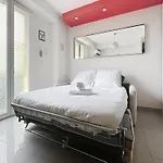 Nice Center Beach & Comfort