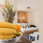 Terrace Ac Lift - Old Town | By Airnest Apartment *