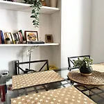 Apartment Riviera: Vieille Elegance Near Promenade Des