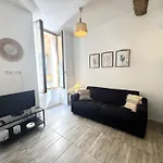 Riviera: Vieille Elegance Near Promenade Des 3*
