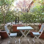 Le 7 Augustin