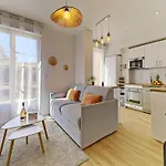 Apartment Center - Magnificent - Cozy - Wifi *