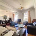 Bright Air-conditioned Flat In The Centre Apartment *