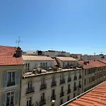 Bright Studio Near The Beach Of Nice