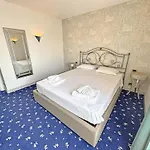 Apartment Panoramic Pebbles Azur *