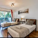 Apartment Magnificent 3 Rooms-sea View-terrace-pool *