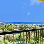 Apartment Magnificent 3 Rooms-sea View-terrace-pool *