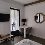 Movida Apartment