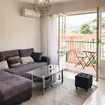 Lympia - One Bedroom Near The Port Apartment Nice