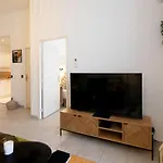 #56 Staywiz Us - 2P Massena Central Close Promenade, Old Town, Ac