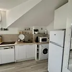 Charming T2 With Wifi Near City Center