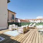 Wide Open Sky Terrace 1 Bdr