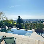 Magnifique Avec Piscine Et Jardin * Nice