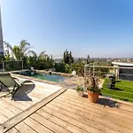 Magnifique Avec Piscine Et Jardin Apartment Nice