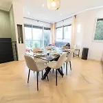 Magnifique Avec Piscine Et Jardin *