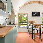 Apartment Renting - Crottib - Rare Pearl Typical Chic Massena & Sea