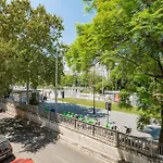 Renting - Crottib - Rare Pearl Typical Chic Massena & Sea Apartment