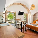 Apartment Renting - Crottib - Rare Pearl Typical Chic Massena & Sea *