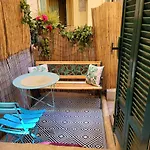 Centre Homestay *