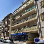 Air-Conditioned Apartment In The Carras District Close To The Sea