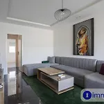 Air-conditioned In The Carras District Close To The Sea Apartment