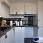 Air-conditioned In The Carras District Close To The Sea *