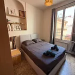 Charmant 2 Pieces Au Port De Nice - Calme, Confort Et Proximite Mer