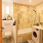 Le Grand Ruisseau Apartment