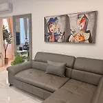 Bright, & Stylish 3 Min Walk To The Sea Apartment Nice