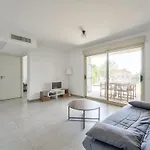 Lovely 1Br With Garden, Private Parking & Sea View