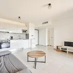 Lovely 1br With Garden, Private Parking & Sea View Apartment *