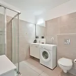 Apartment Lovely 1br With Garden, Private Parking & Sea View *