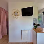 Studio Pres Mer Et Aeroport - Studio Near Sea And Airport