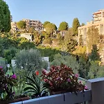 Apartment In Nice With Sea Views