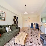 Nestor&Jeeves - Solar - By Sea - Balcony