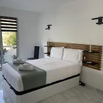 Superbe Carre Delfino Port De Apartment