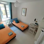 Private Room In Shared Apartment In The Center Of Nice