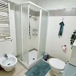 Chic & Cosy Proche Apartment *