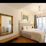 Le Grand Bourgeois A *